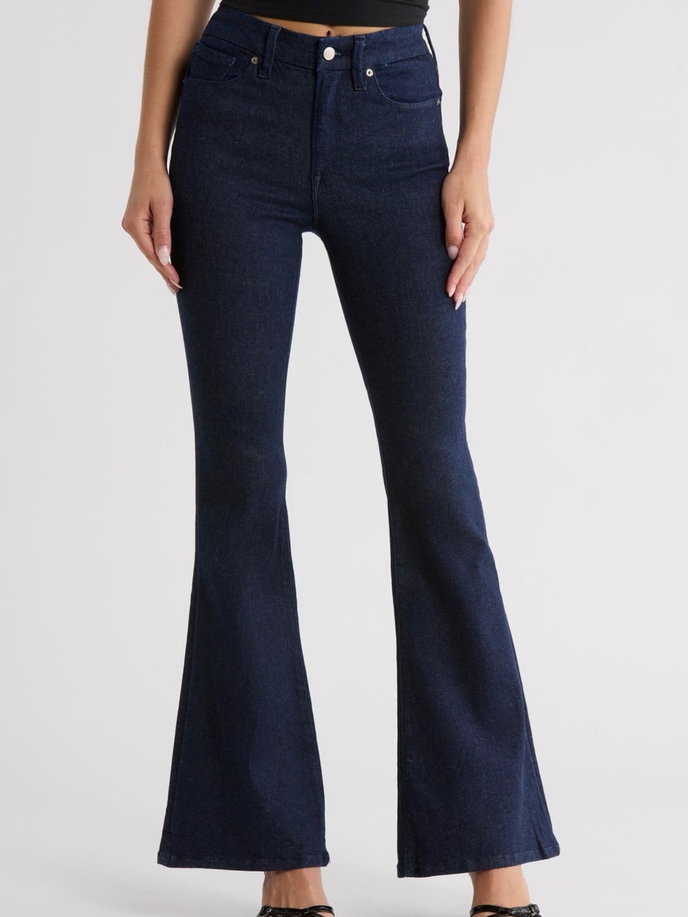 Good American Always Fits Flare Jeans
